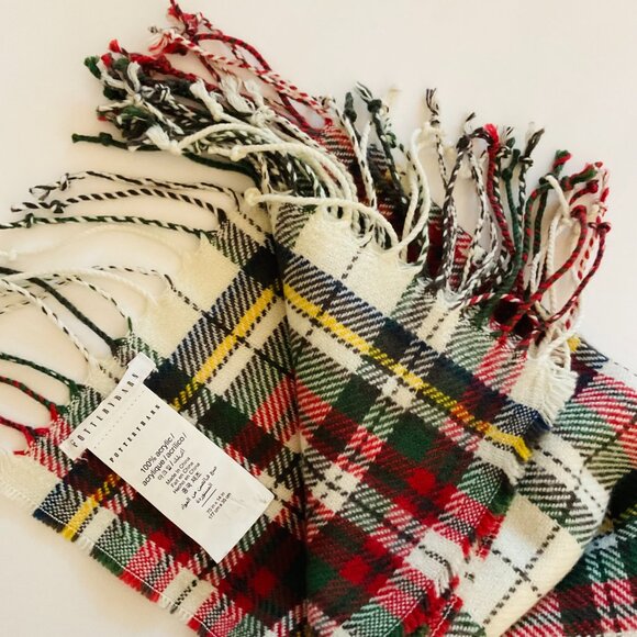 POTTERY BARN Women's Scarf with 3 1/2" Fringe NWOT - Picture 3 of 4
